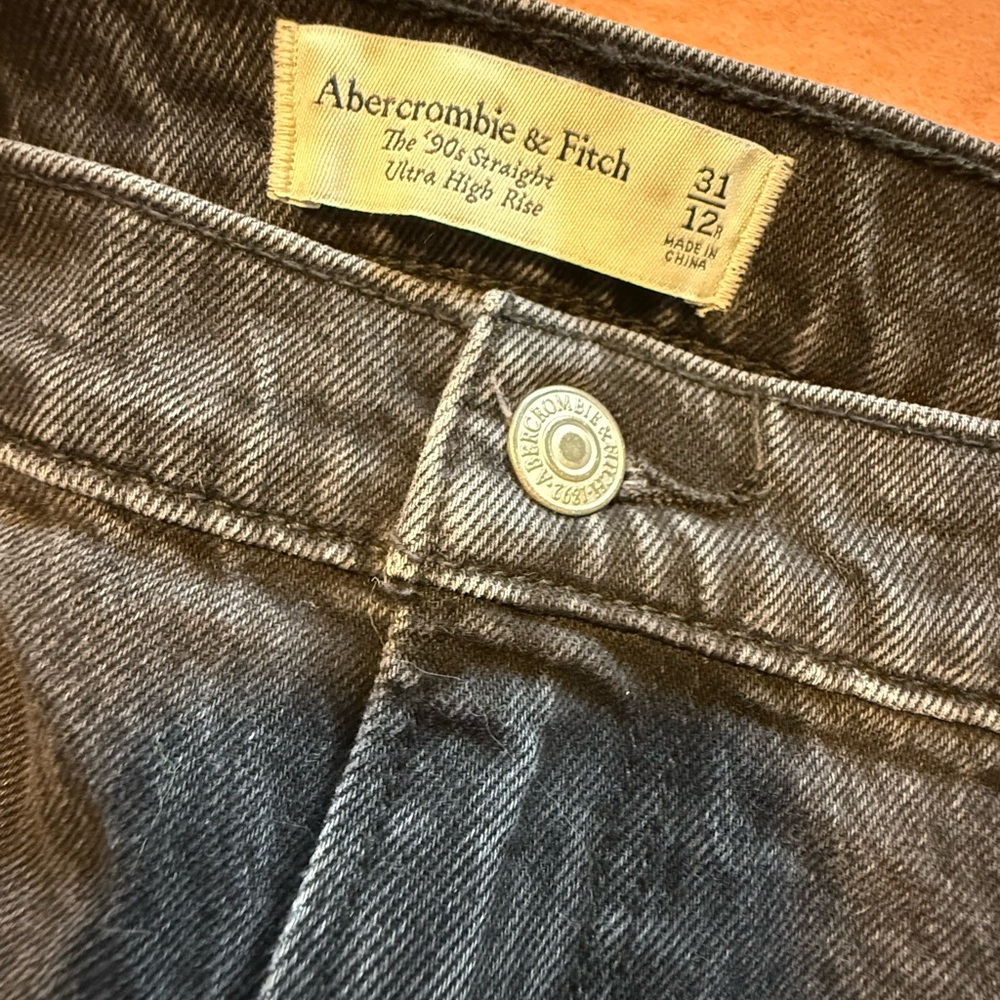 Abercrombie & Fitch 90s Straight Black Jeans